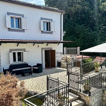 Bed & Breakfast Antico Riparo - Old Shelter - Dimora Antica In Centro *